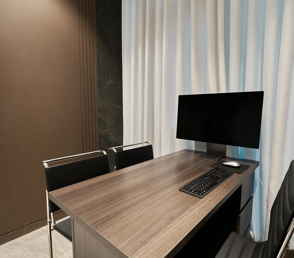 STAY 02 - CONSULTATION ROOM